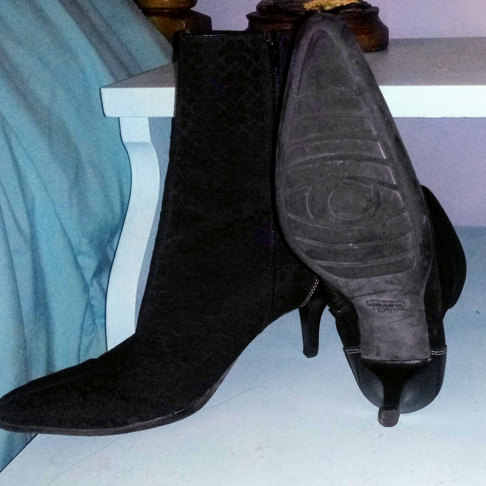 NWOT COACH BOOTS